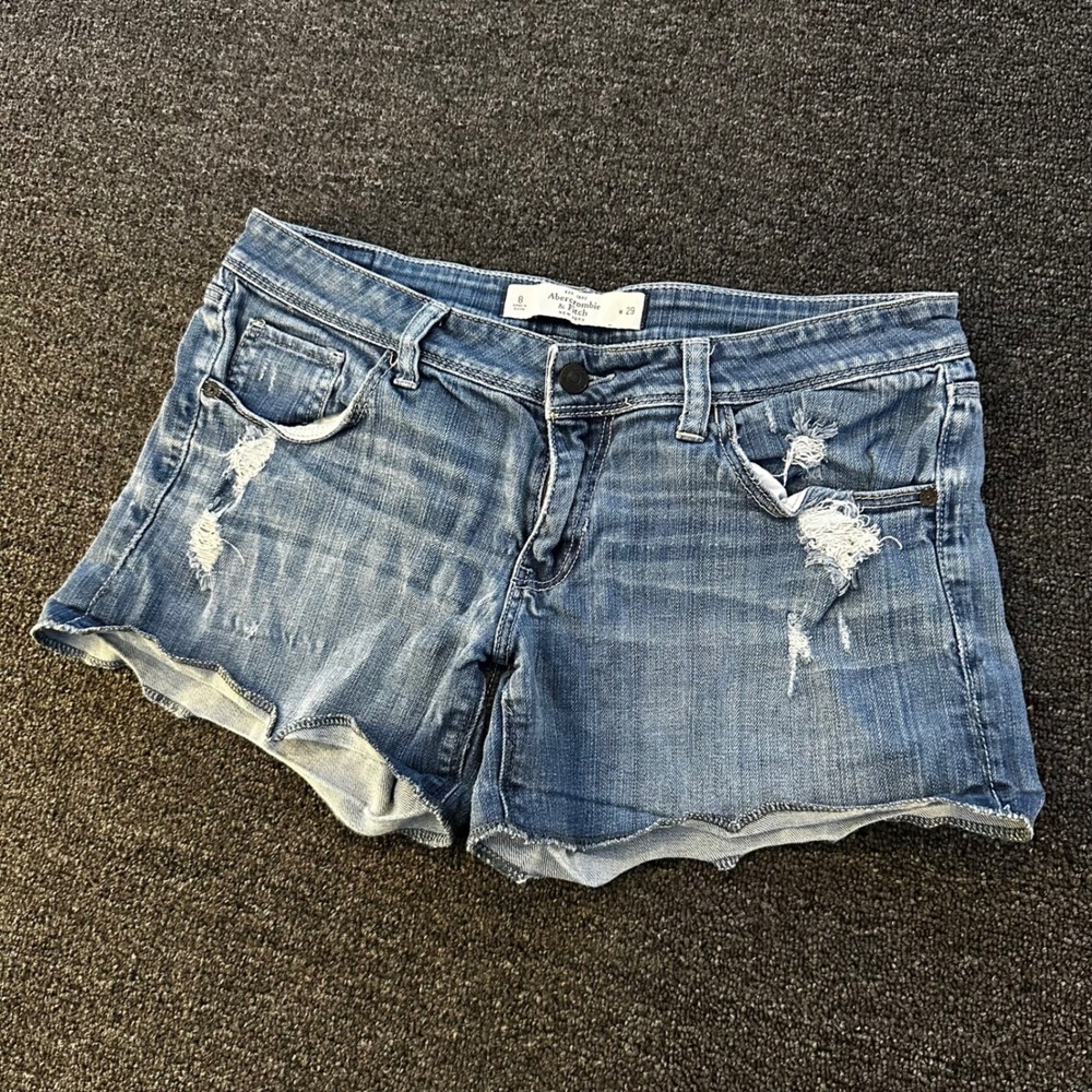 Abercrombie & Fitch Denim Shorts Womens 8 Blue Good Distressed Raw Hem Low Rise